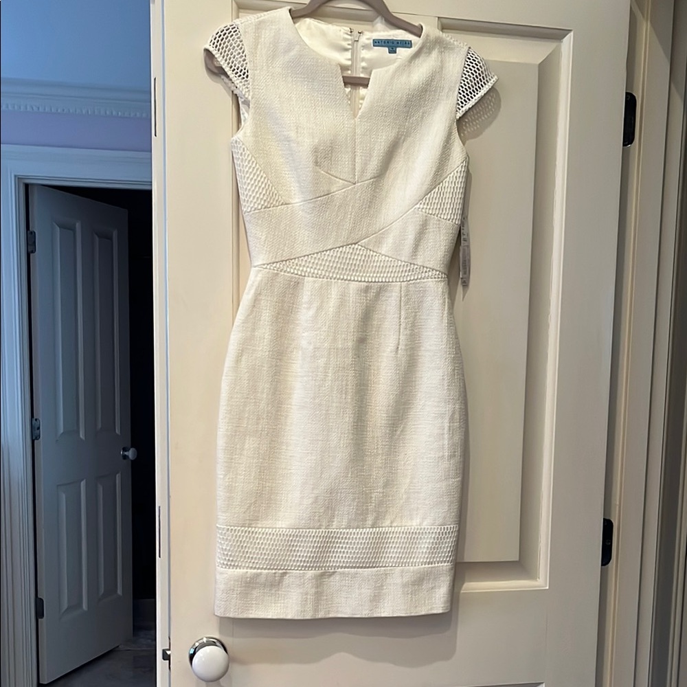 ANTONIO MELANI Cream Sheath Mini Dress Cap Sleeve NWT size 0